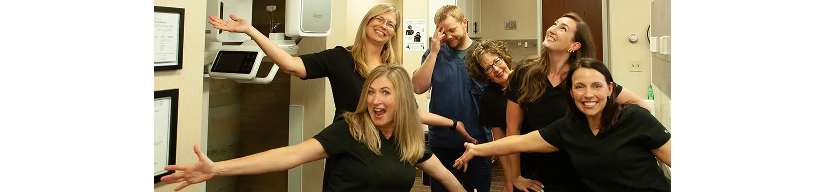 Cosmetic Dentist In Prairie Village Overland Park Kansas Kan KS